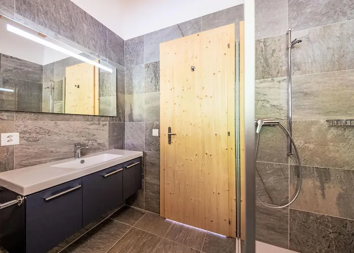 Dipankar By Interhome וילארס-סור-אולון